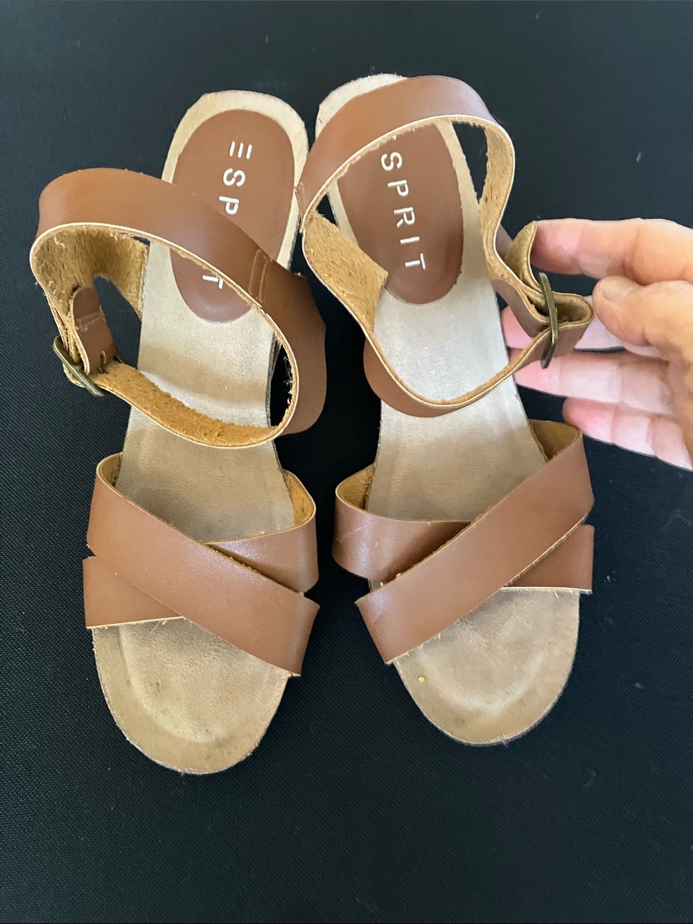 Esprit Women's Tan Cross-Strap Leather Sandals